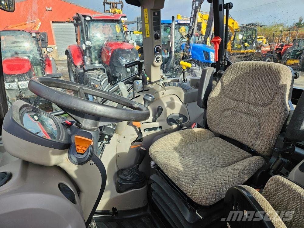 Case IH Farmall 115 c الجرارات