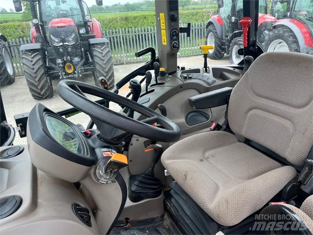 Case IH Farmall C 95 الجرارات