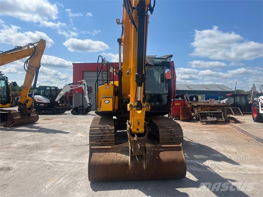 JCB JS130 LC حفارات زحافة