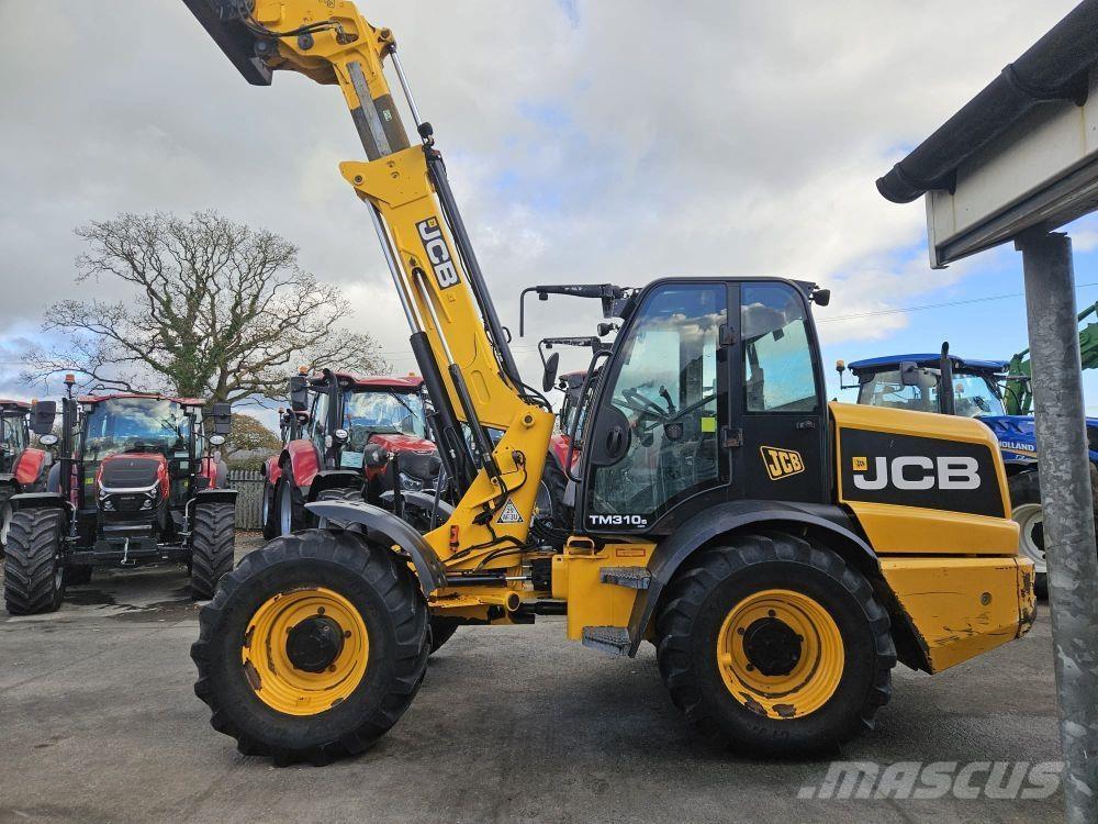 JCB TM320S مناولات متداخلة