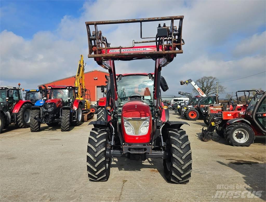 McCormick X5.35 الجرارات