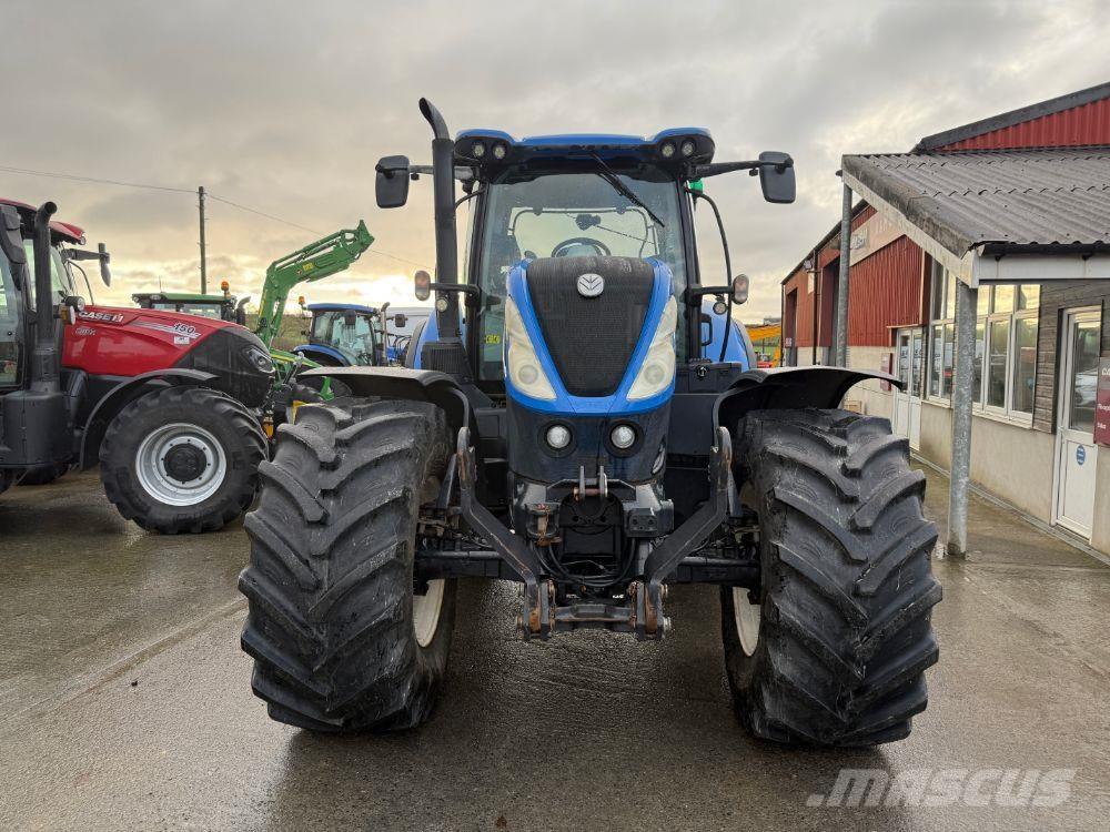New Holland T7.225 الجرارات