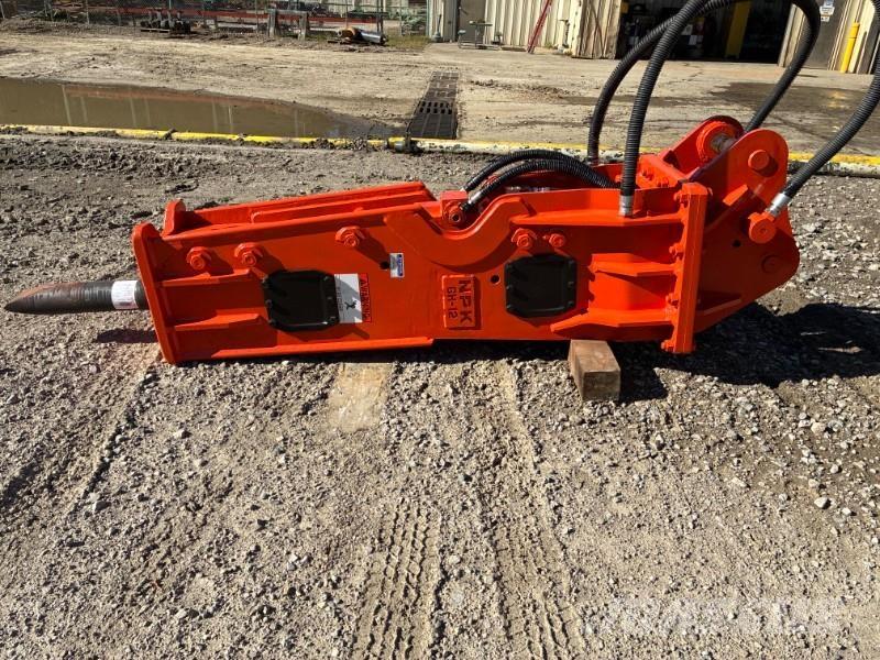 NPK GH12 مطارق / كسارات