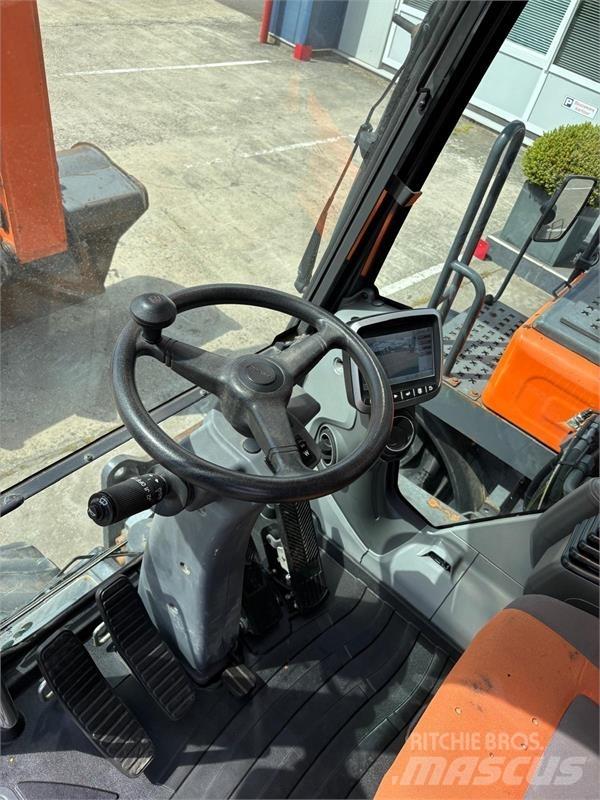 Doosan DX170W-5 حفارات بعجل
