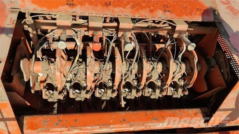 Hesston 4900 محزمات مربعة