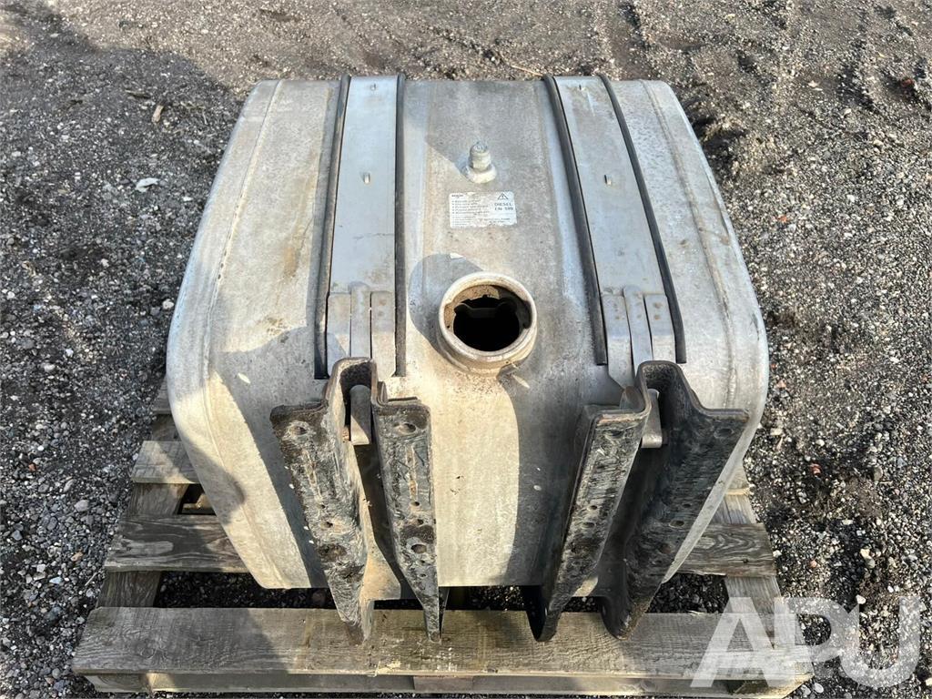 MAN  معدات النقل - غير ذلك