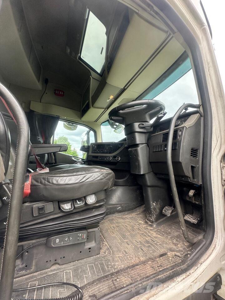 Volvo FH500 وحدات الجر