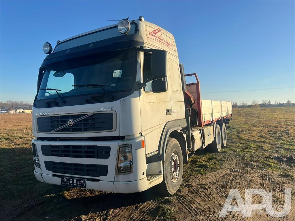 Volvo FM12 شاحنات مسطحة/مفصلية الجوانب