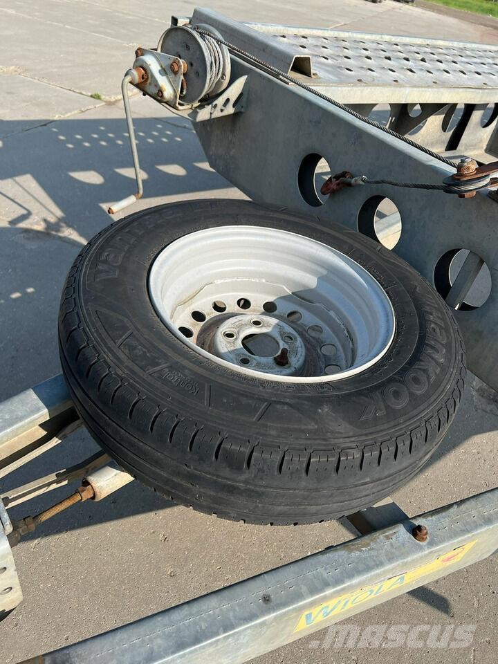 Wiola  مقطورات مركبات نقل