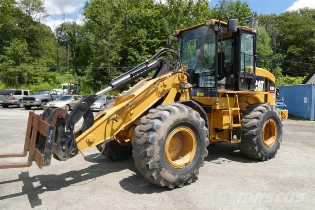CAT 930G لوادر بعجل