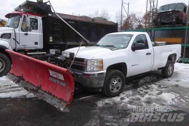 Chevrolet 2500HD شاحنات خفيفة/مفصلية الجوانب