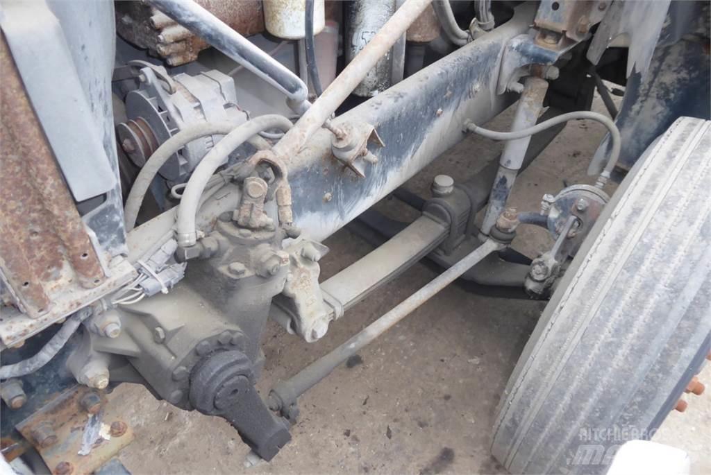 Mack CH613 شاحنات بمقصورة وهيكل