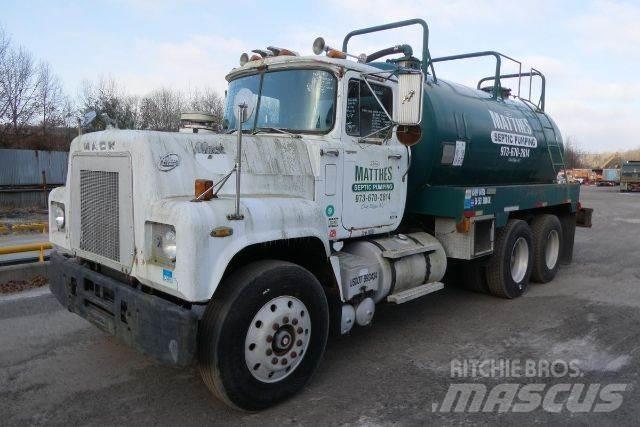 Mack RS688LST شاحنات مزدوجة / خلخلة