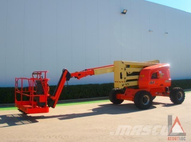 JLG 520AJ رافعات سلة مفصلية