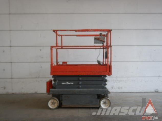 SkyJack SJ3219 رافعات سلة مفصلية