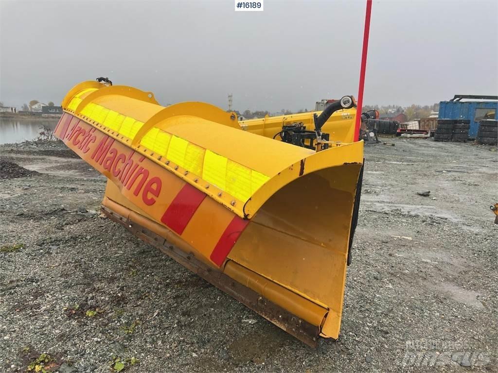  Artic Machine plog مكونات أخرى