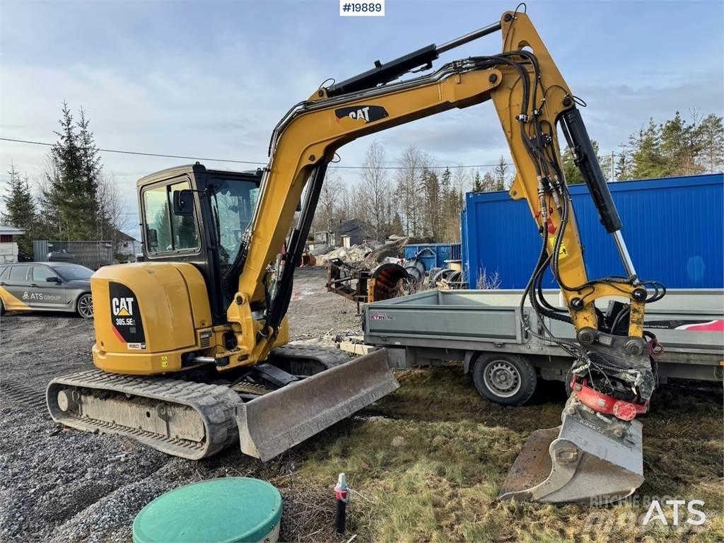 CAT 305.5E2 حفارات صغيرة أقل من 7 طن (حفارات صغيرة)