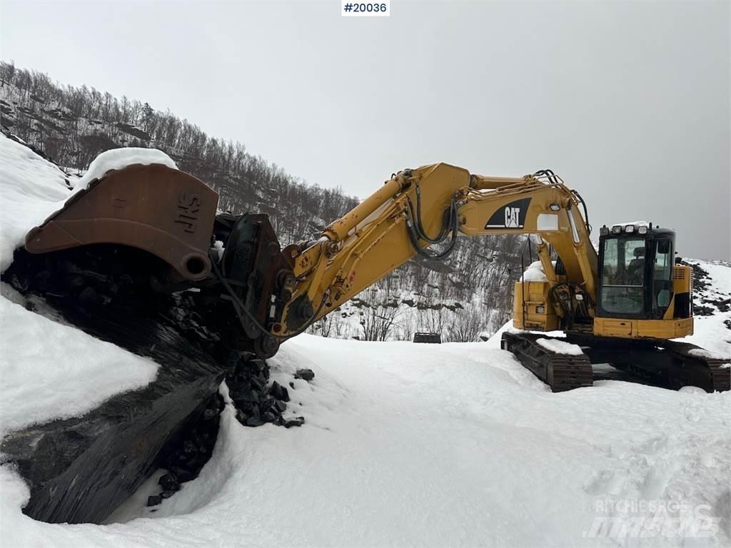 CAT 321C LCR حفارات زحافة