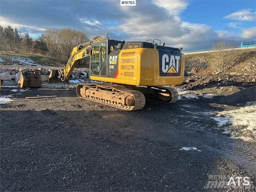 CAT 324 EL حفارات زحافة