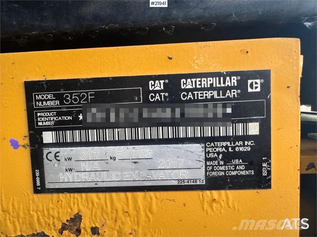 CAT 352F حفارات زحافة