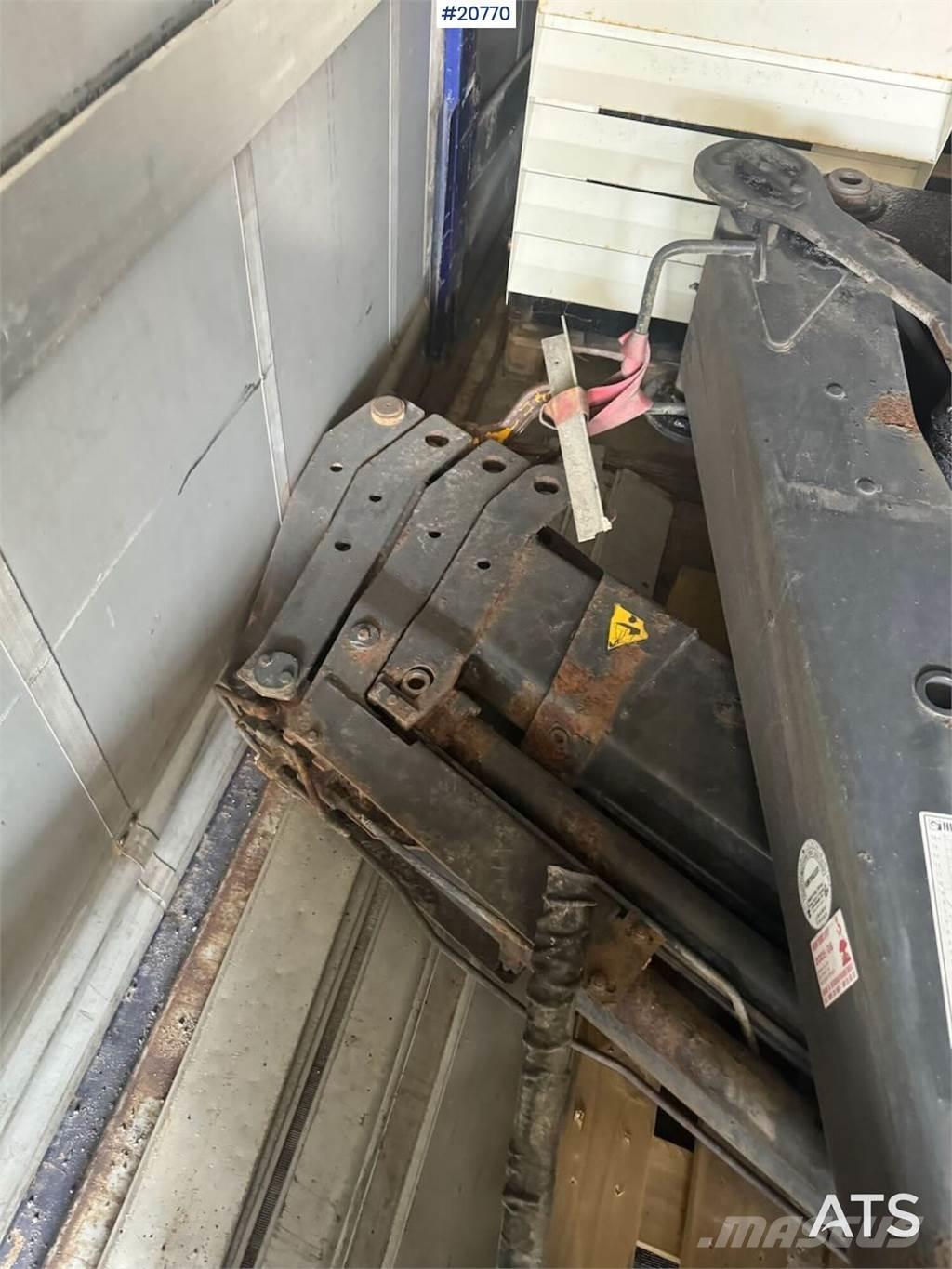 Hiab 125-4 Crane أخرى