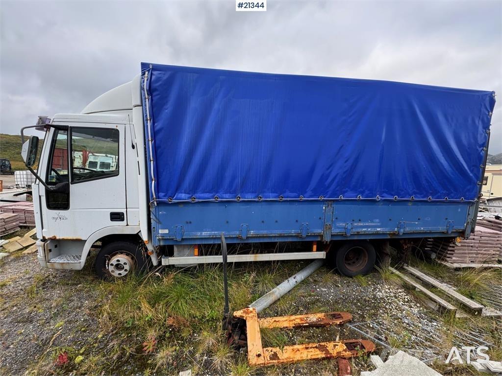 Iveco Eurocargo شاحنات بغطاء جانبي
