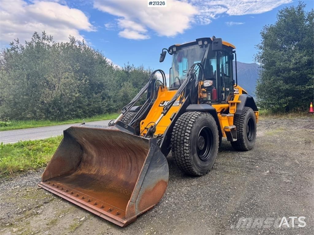 JCB 413K لوادر بعجل