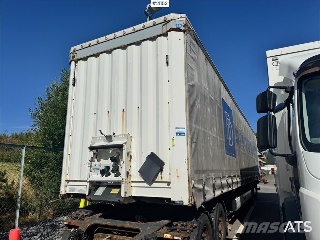 Krone Citysemi. نصف مقطورات ذات هيكل صندوقي