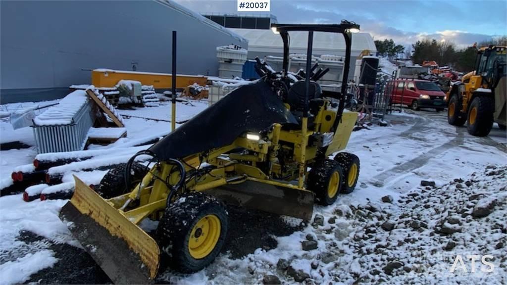  Laser Grader 106 معدات تمهيد الطرق