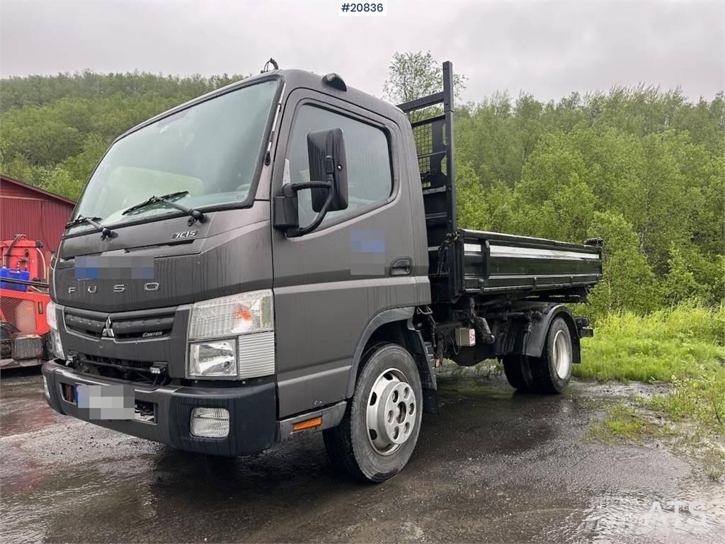Mitsubishi Fuso شاحنات مسطحة/مفصلية الجوانب