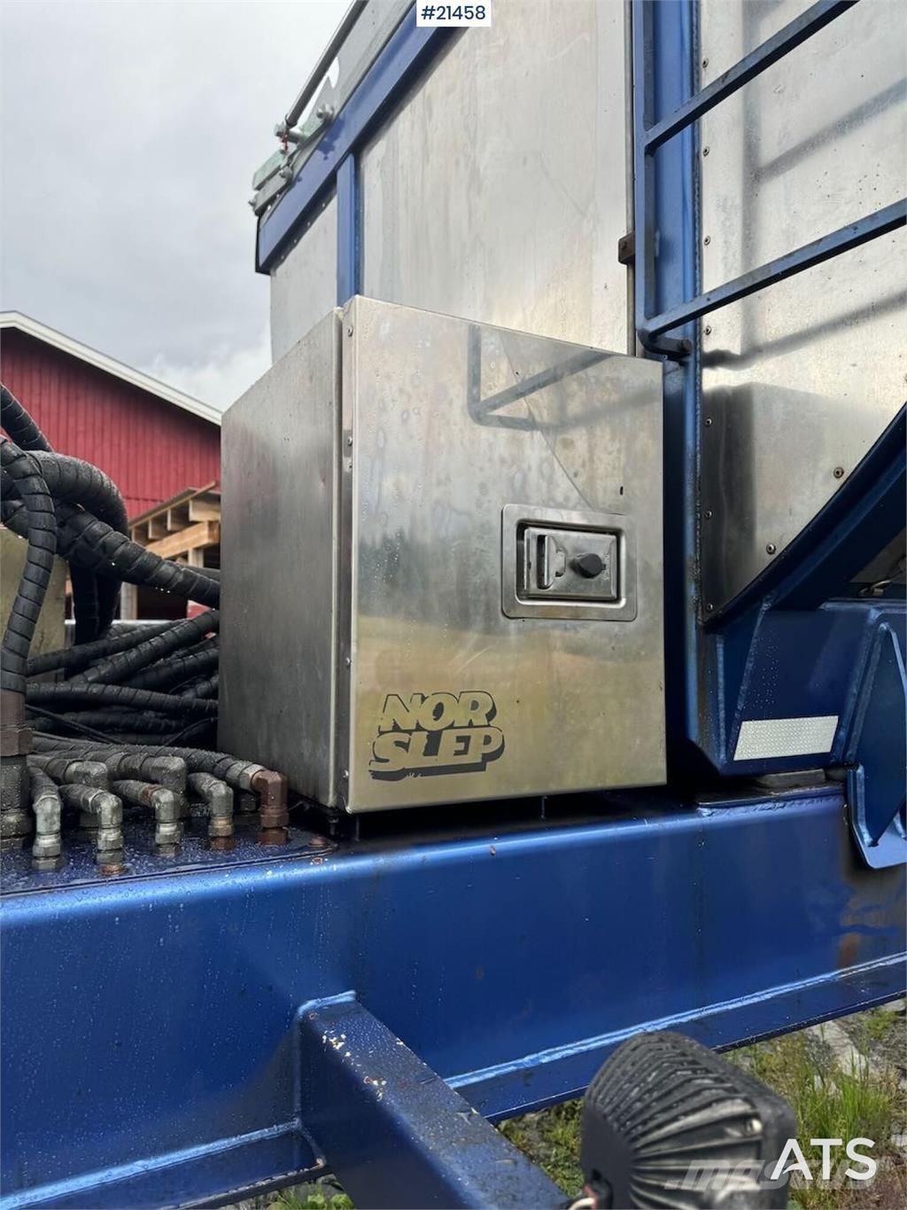  Nor-Slep Asfaltsemi مقطورات أخرى