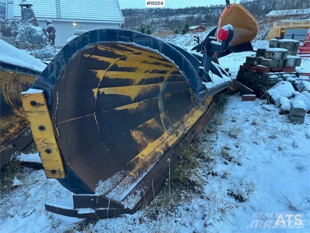 Tellefsdal D-plow. مكونات أخرى
