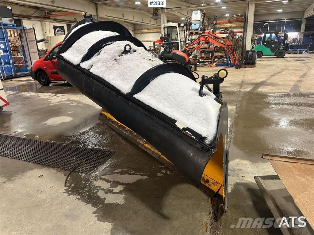 Tellefsdal D-plow محاريث