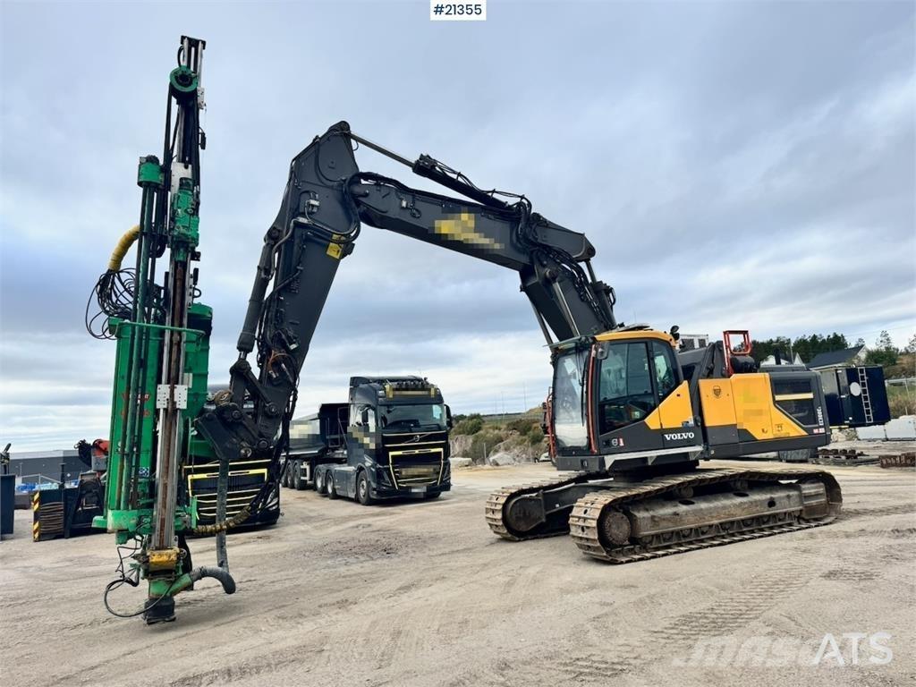 Volvo EC300 EL حفارات زحافة