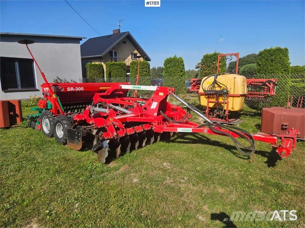 Agromasz SR 300 مثاقيب