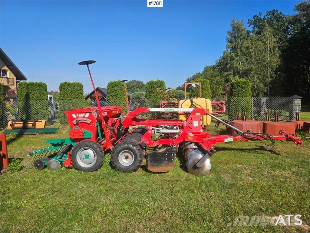 Agromasz SR 300 مثاقيب