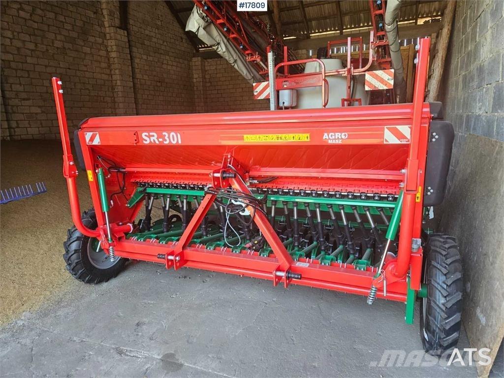 Agromasz SR 301 مثاقيب