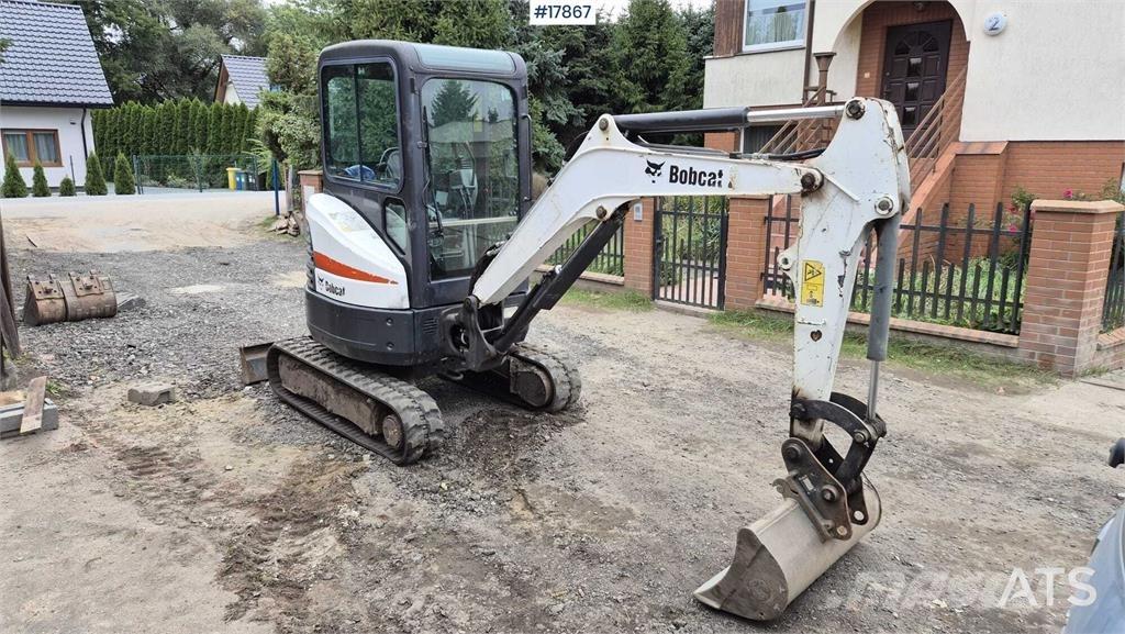 Bobcat E25***EM حفارات صغيرة أقل من 7 طن (حفارات صغيرة)