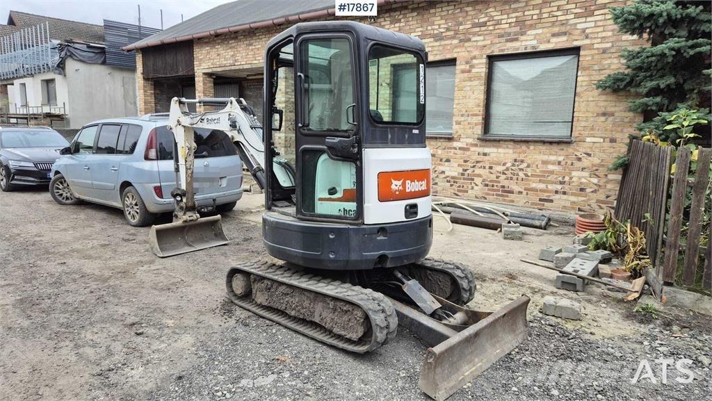 Bobcat E25***EM حفارات صغيرة أقل من 7 طن (حفارات صغيرة)