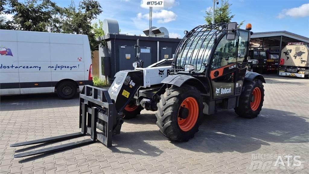 Bobcat TL35-70 مناولات متداخلة