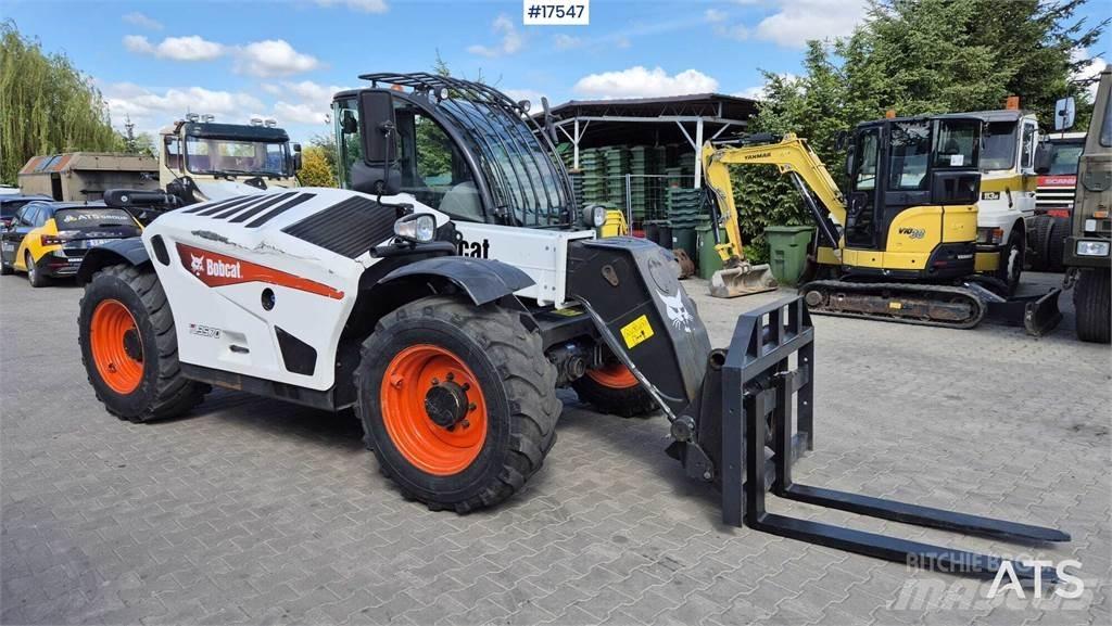 Bobcat TL35-70 مناولات متداخلة
