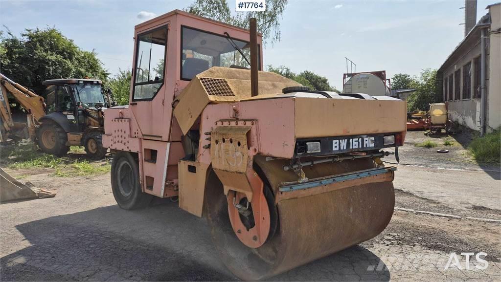 Bomag BW 161 AC مداحل ثنائية الاسطوانة