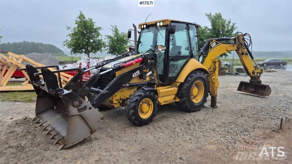 CAT 432E لوادر ذات جرافات عكسية