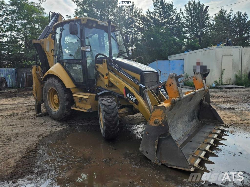 CAT 432E لوادر ذات جرافات عكسية