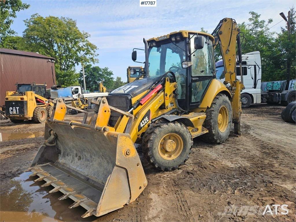 CAT 432E لوادر ذات جرافات عكسية