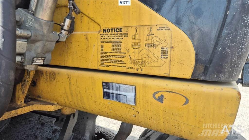 CAT M316D حفارات بعجل