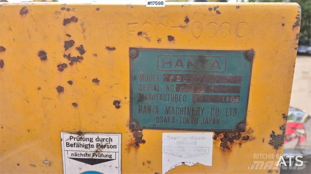 Dynapac Hanta F2C معدات السفلتة