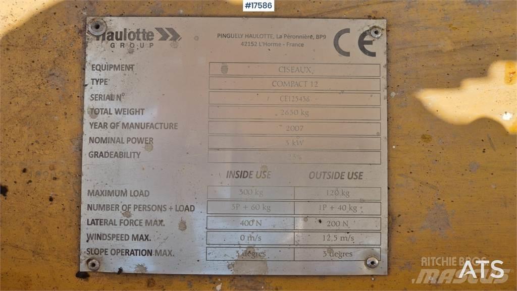 Haulotte Compact 12 رافعات مقصية الشكل