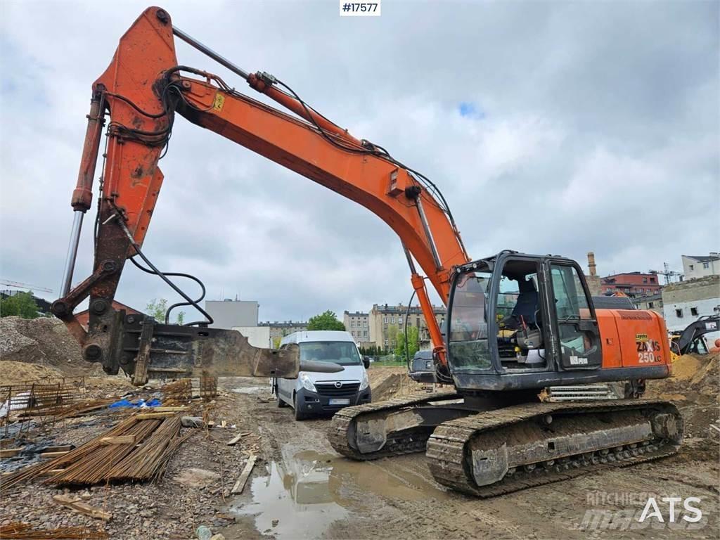 Hitachi Zaxis 250 LC حفارات زحافة