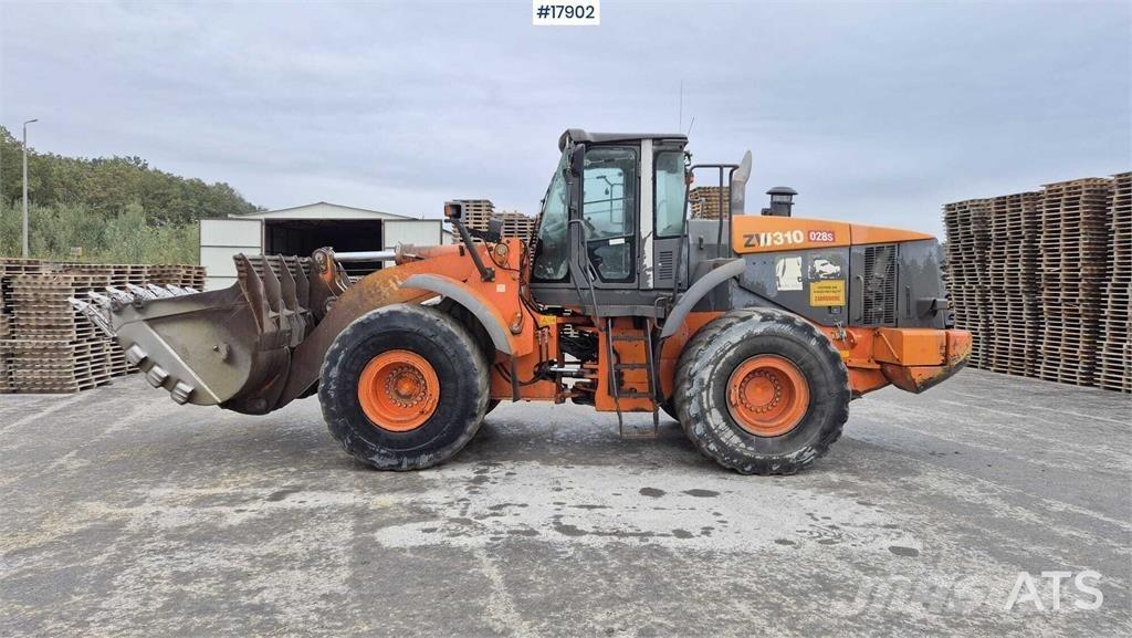 Hitachi ZW 310 لوادر بعجل
